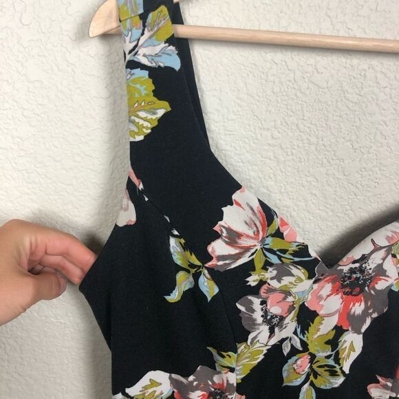 TORRID Floral Print Ponte‎ Pleated Skater Dress - Picture 7 of 12